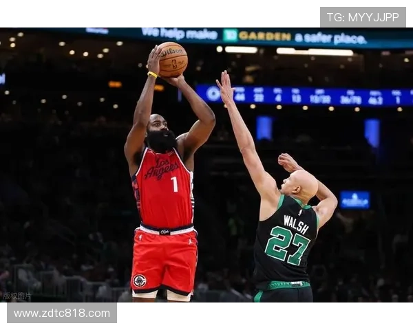 马刺大胜老鹰五连胜升西部第三